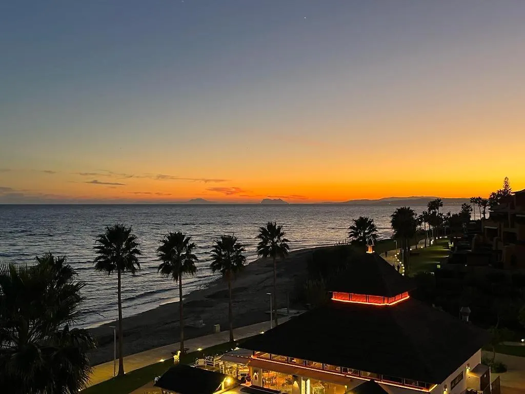 Apartament Bahia De La Plata Seafront Estepona 0*,